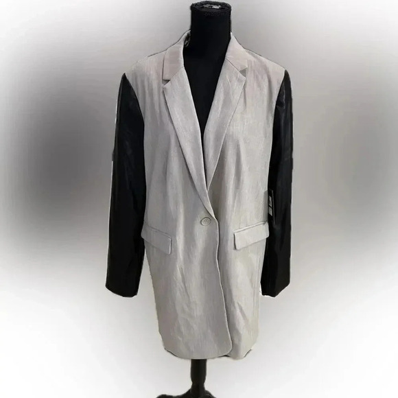 NEW- NWT! DKNY Mixed Media Faux Leather Sleeve Longline Jacket - Picture 4 of 7